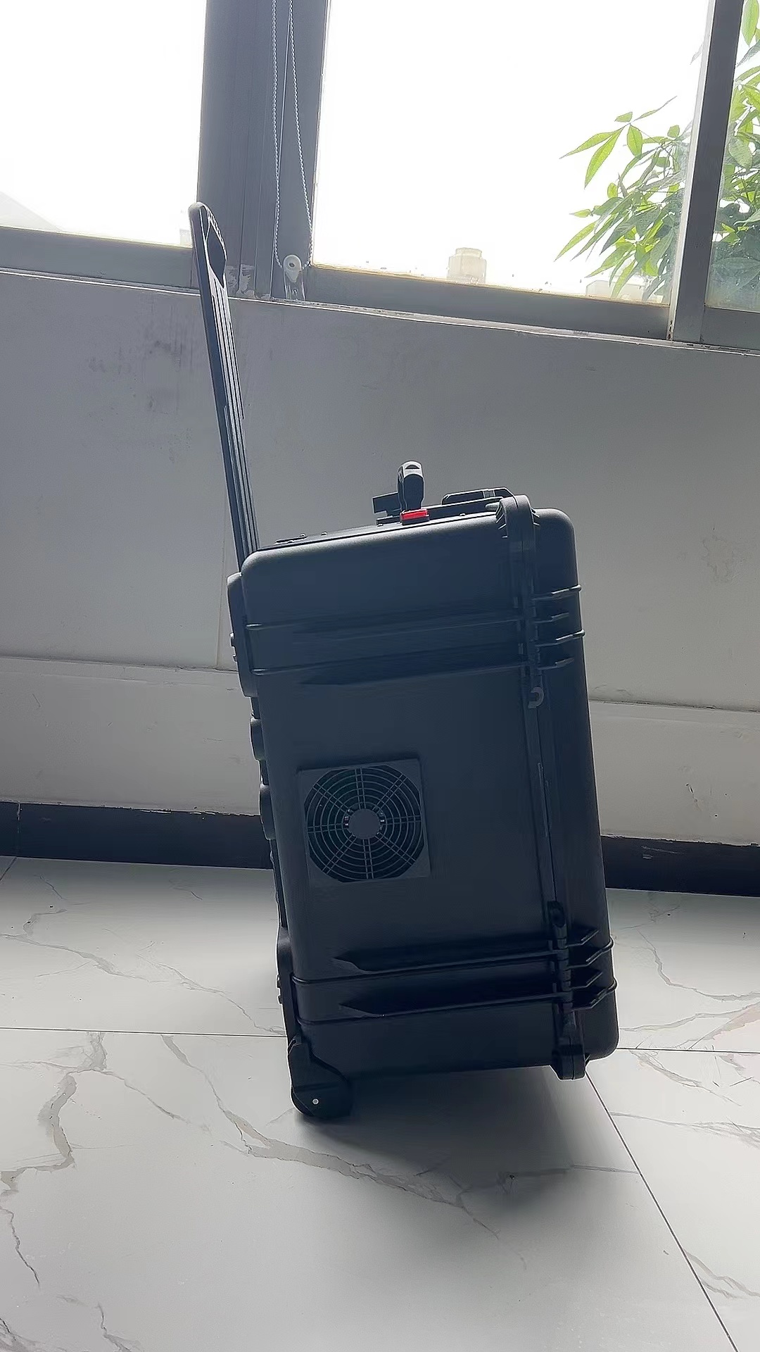 通辽手拉箱型移动通信干扰器